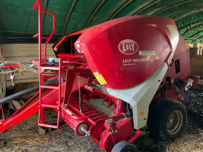 Rundballenpresse a típus Welger RP 245, Gebrauchtmaschine ekkor: VERNOUX EN VIVARAIS