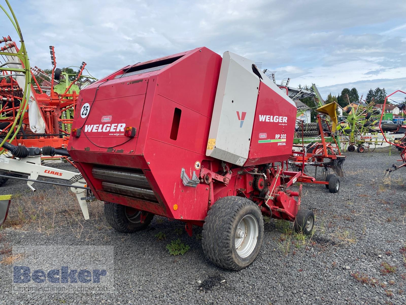 Rundballenpresse типа Welger RP 302 Special, Gebrauchtmaschine в Weimar-Niederwalgern (Фотография 2)