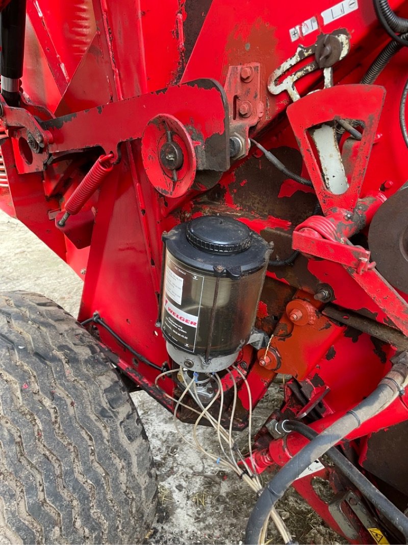 Rundballenpresse типа Welger RP 435, Gebrauchtmaschine в Plau am See / OT Klebe (Фотография 8)