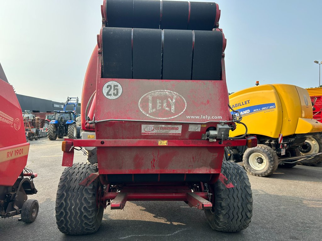 Rundballenpresse typu Welger RP535 MASTER, Gebrauchtmaschine v JOSSELIN (Obrázek 6)