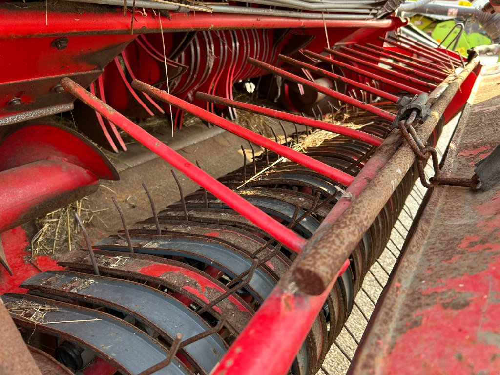 Rundballenpresse typu Welger RP535 MASTER, Gebrauchtmaschine v JOSSELIN (Obrázek 5)