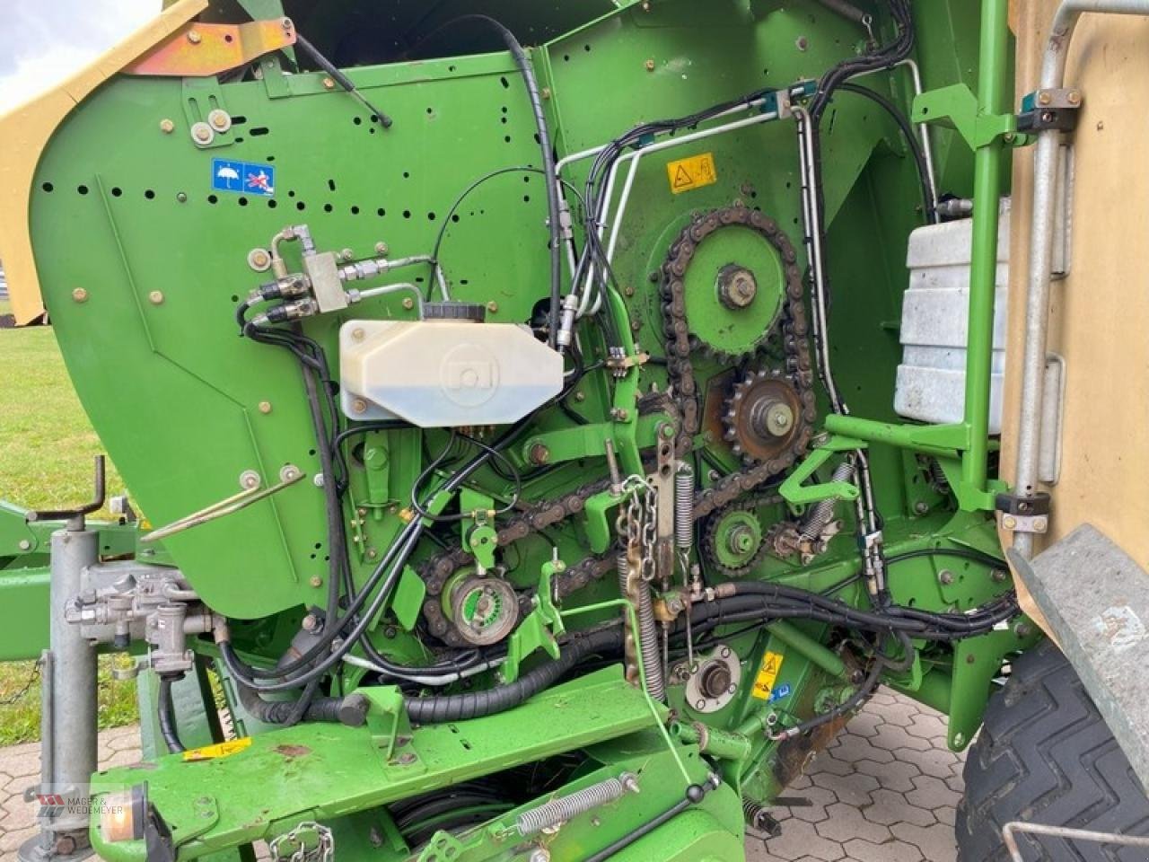 Rundballenwickelgerät des Typs Krone COMPRIMA CF 155 XC XTREME, Gebrauchtmaschine in Oyten (Bild 8)