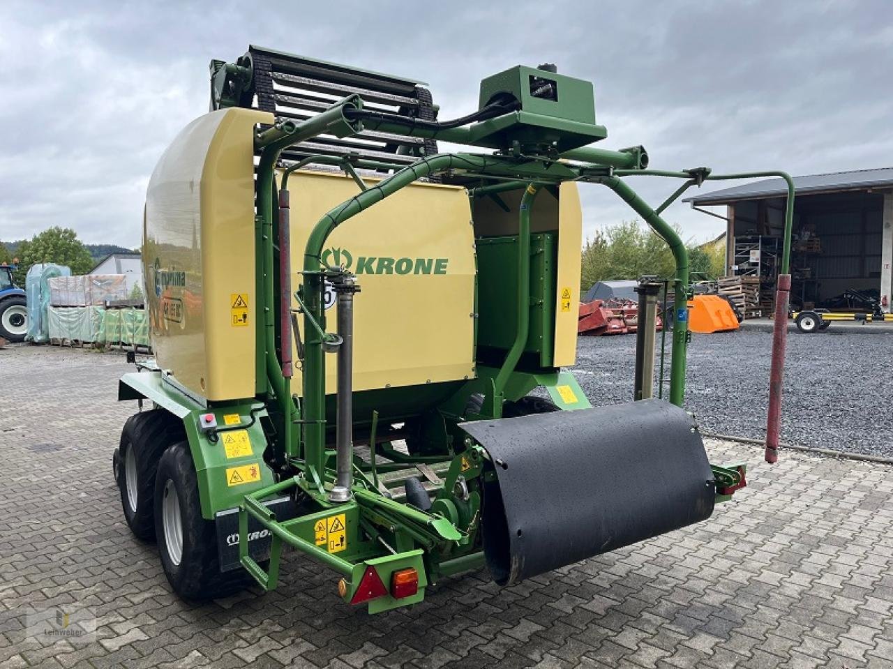 Rundballenwickelgerät des Typs Krone Comprima CF 155 XC, Gebrauchtmaschine in Neuhof - Dorfborn (Bild 4)