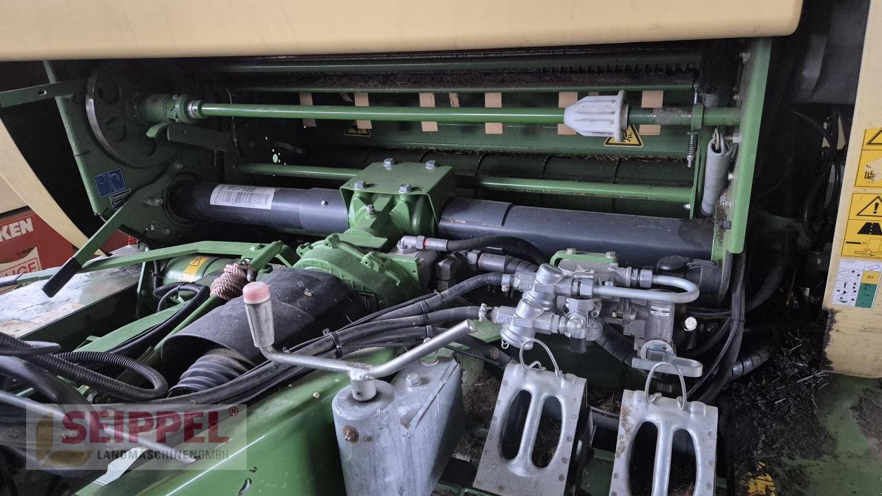 Rundballenwickelgerät типа Krone COMPRIMA CF155 XC BRANDSCHADEN, Gebrauchtmaschine в Groß-Umstadt (Фотография 11)