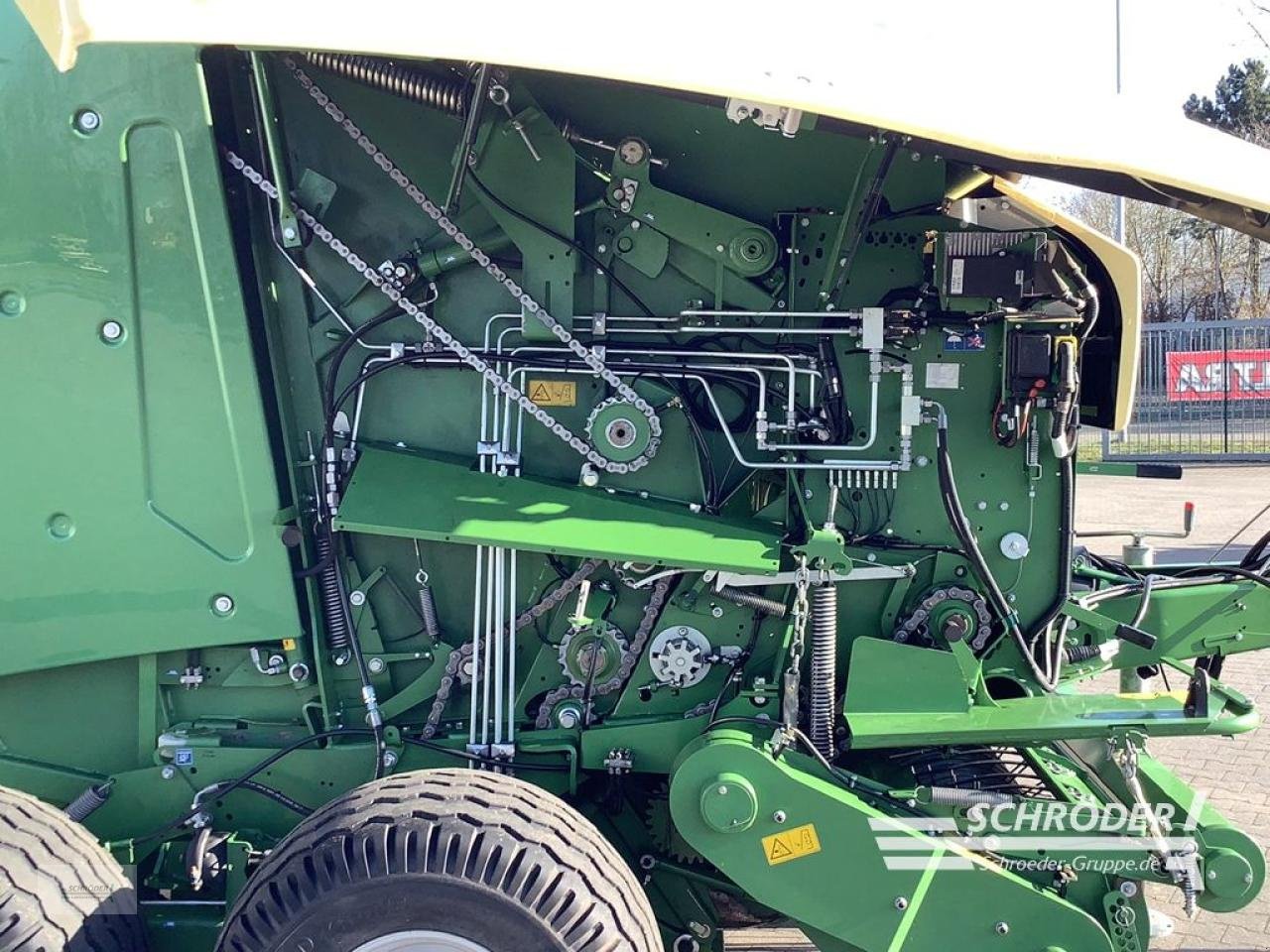 Rundballenwickelgerät des Typs Krone COMPRIMA V 180 XC, Gebrauchtmaschine in Schwarmstedt (Bild 11)