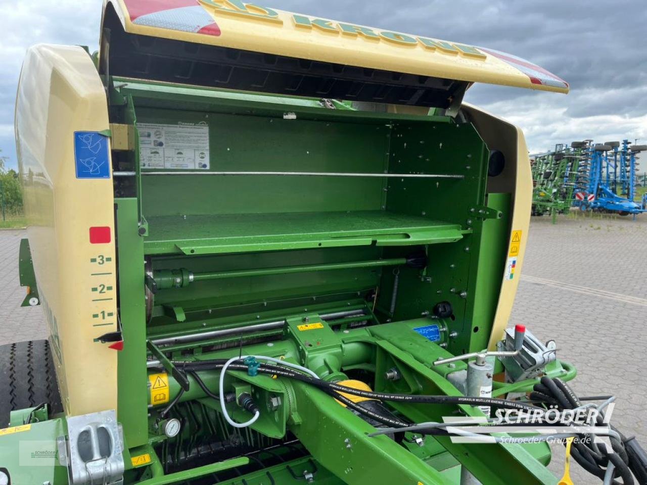 Rundballenwickelgerät des Typs Krone FORTIMA F 1600 MC, Gebrauchtmaschine in Leizen (Bild 10)