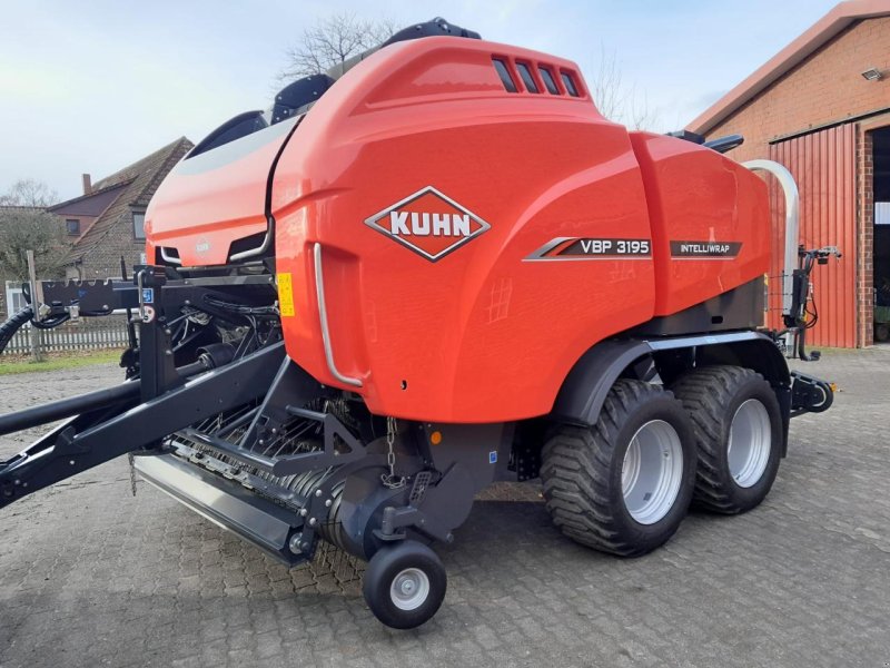 Rundballenwickelgerät Türe ait Kuhn VBP 3195 OC 23 (Ersteinsatz 2022), Gebrauchtmaschine içinde Stuhr (resim 1)