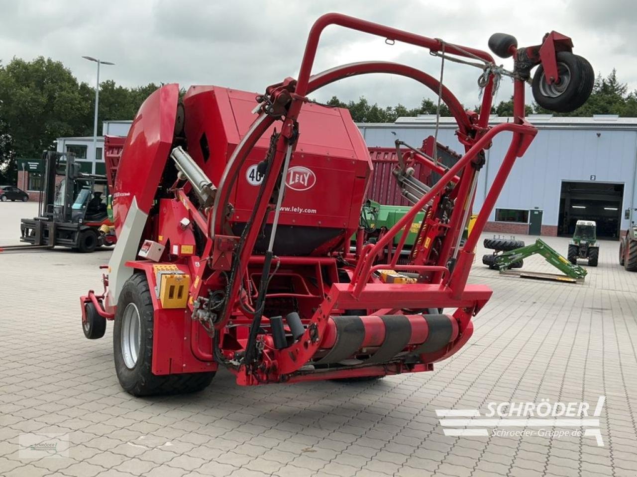 Rundballenwickelgerät des Typs Lely RPC 245 TORNADO, Gebrauchtmaschine in Hemmoor (Bild 5)