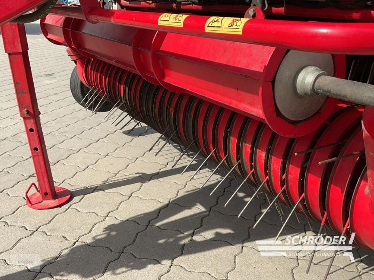 Rundballenwickelgerät des Typs Lely RPC 245 TORNADO, Gebrauchtmaschine in Hemmoor (Bild 12)