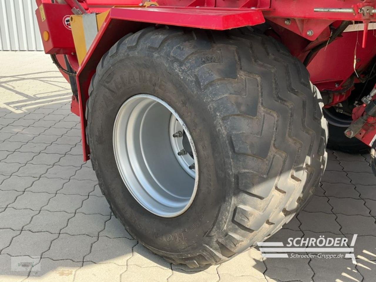 Rundballenwickelgerät des Typs Lely RPC 245 TORNADO, Gebrauchtmaschine in Hemmoor (Bild 21)