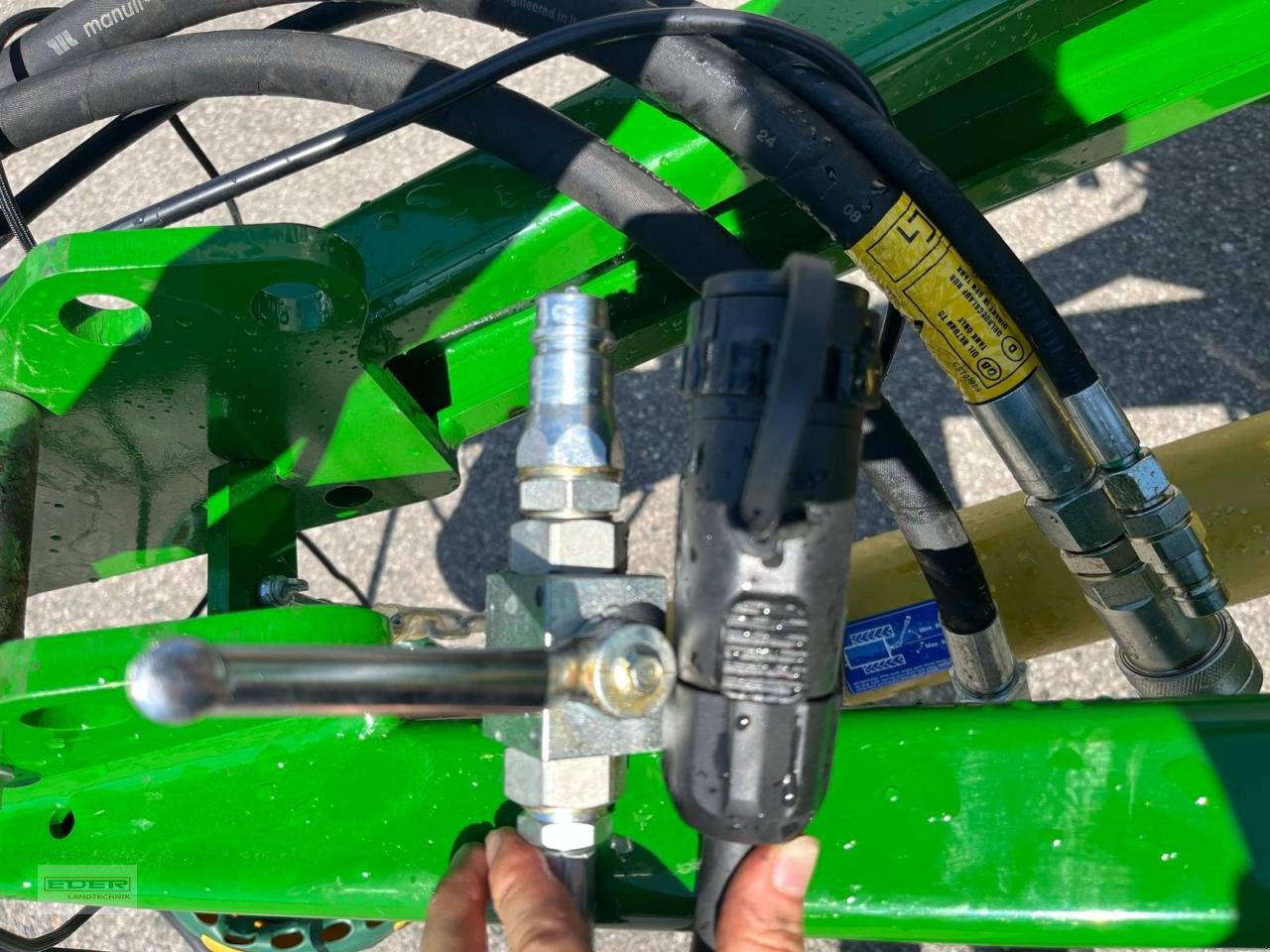 Rundballenwickelgerät des Typs McHale Fusion Vario Plus, Vorführmaschine in Tuntenhausen (Bild 3)