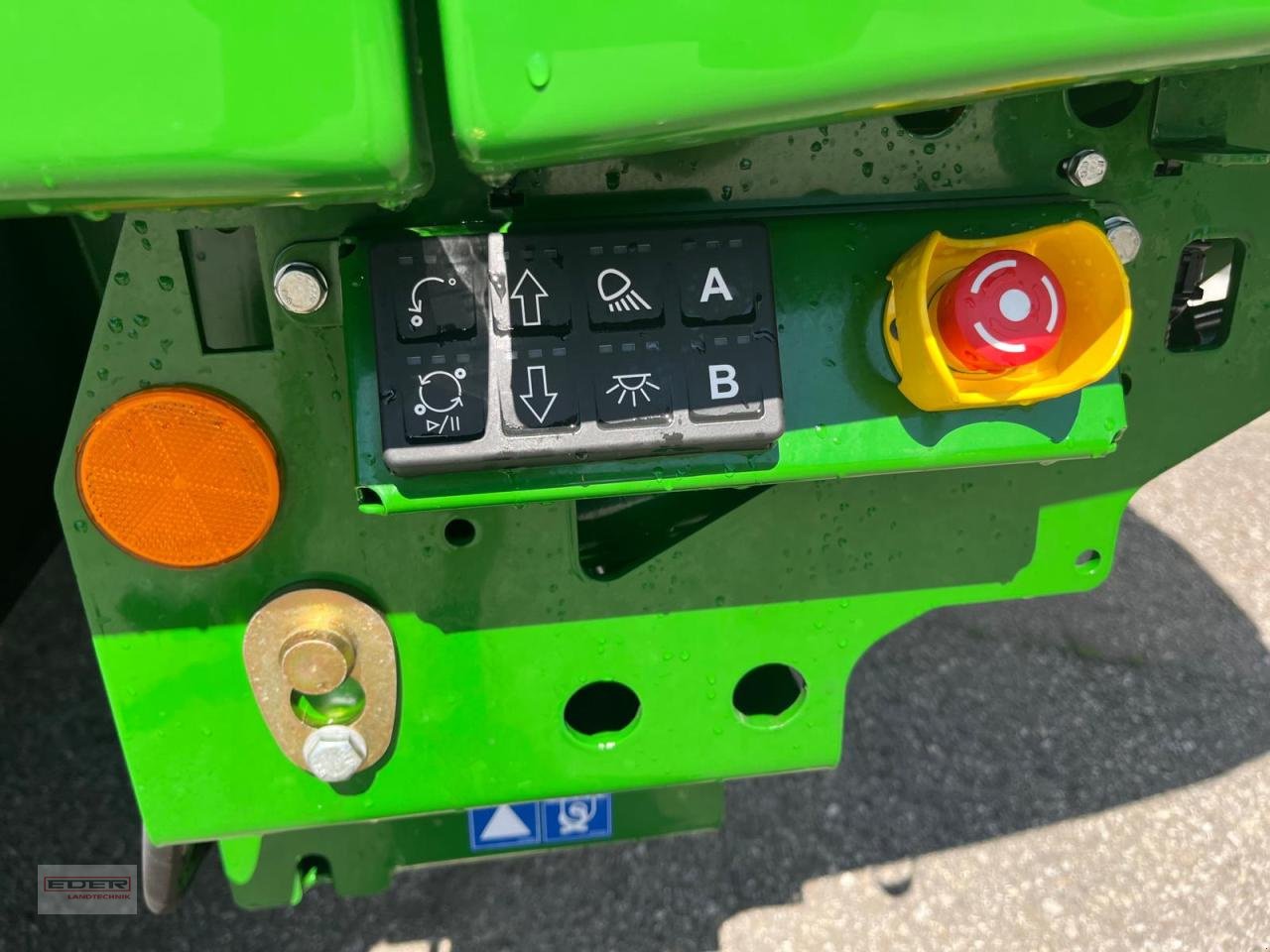 Rundballenwickelgerät des Typs McHale Fusion Vario Plus, Vorführmaschine in Tuntenhausen (Bild 13)