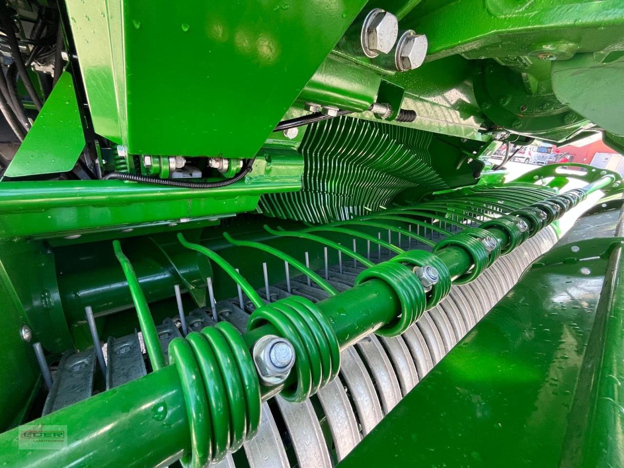 Rundballenwickelgerät des Typs McHale Fusion Vario Plus, Vorführmaschine in Tuntenhausen (Bild 20)