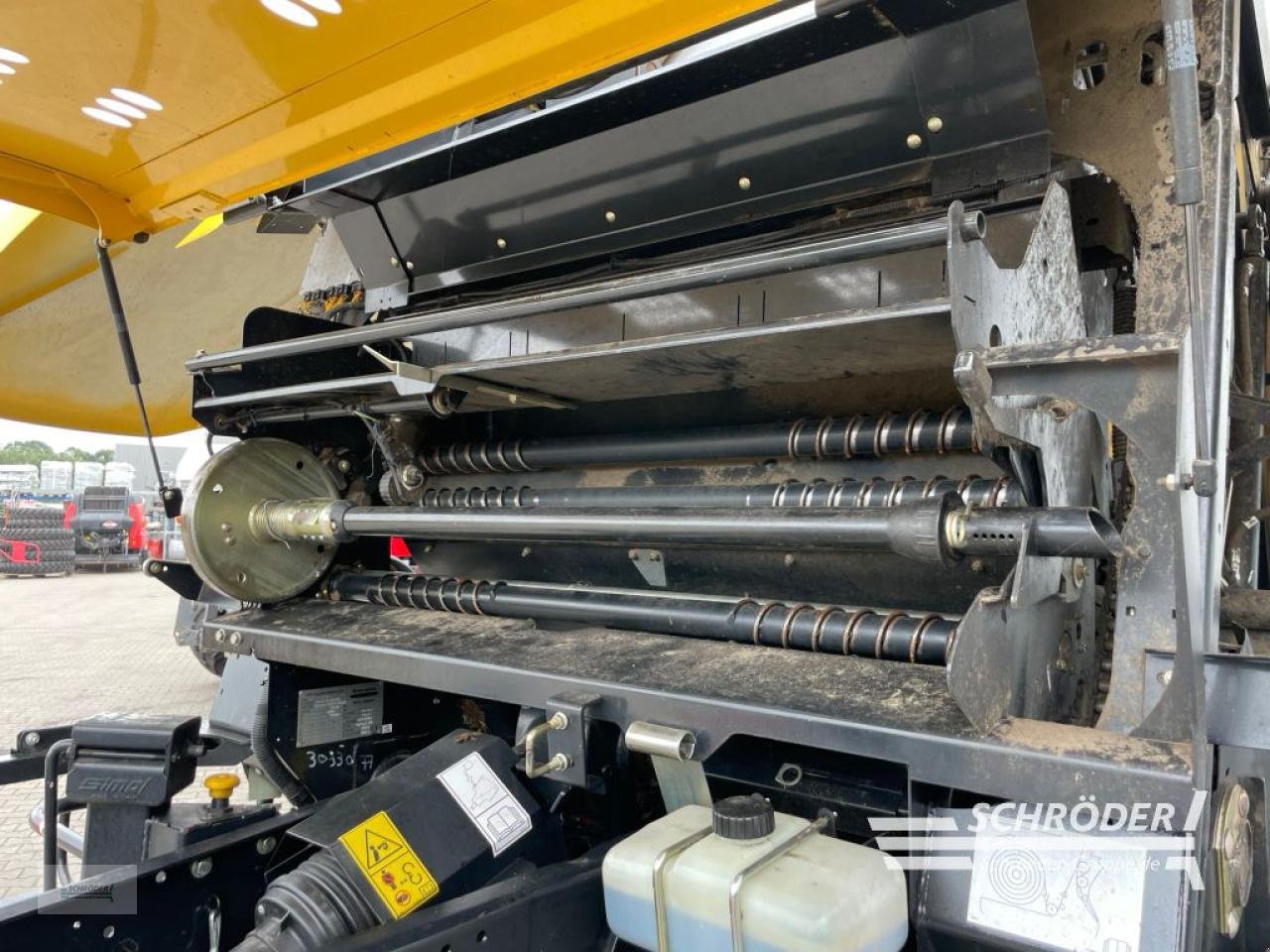 Rundballenwickelgerät des Typs New Holland ROLL-BELT 180 CROPCUTTER, Gebrauchtmaschine in Scharrel (Bild 14)