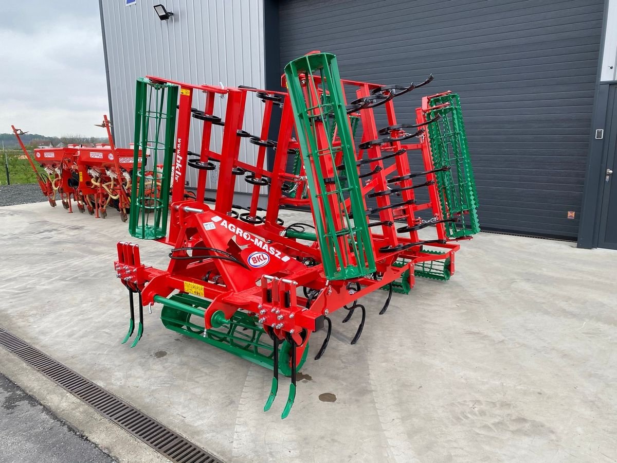 Saatbettkombination Türe ait Agro-Masz AU 56 Saatbeetkombinationen, Neumaschine içinde Rovisce (resim 13)