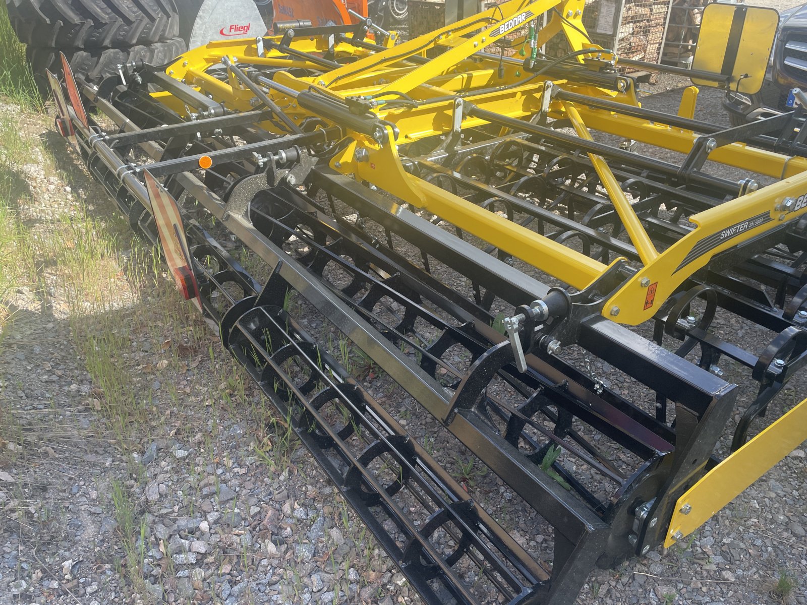 Saatbettkombination of the type Bednar Swifter SN 5000, Neumaschine in Nittenau (Picture 3)