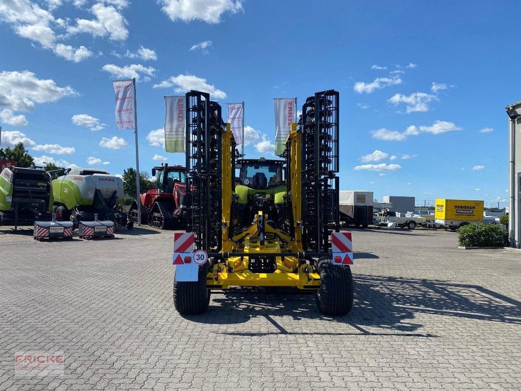 Saatbettkombination of the type Bednar Swifter SO 8000 F, Neumaschine in Demmin (Picture 7)