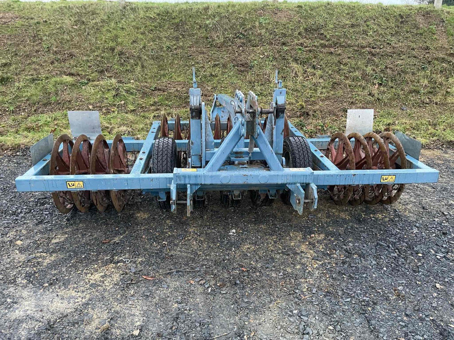 Saatbettkombination tipa Cochet TASSEAVANT ., Gebrauchtmaschine u SAINT CLAIR SUR ELLE (Slika 5)