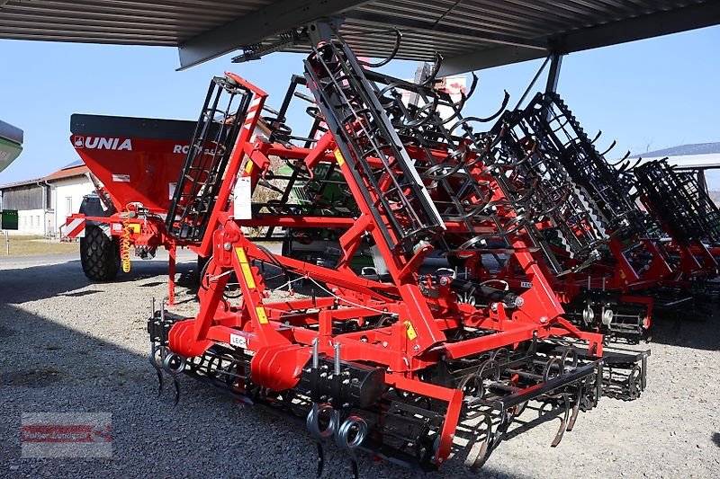 Saatbettkombination of the type Expom Lech 5,6 Saatbettkombination 5,6 m, Neumaschine in Ostheim/Rhön (Picture 1)