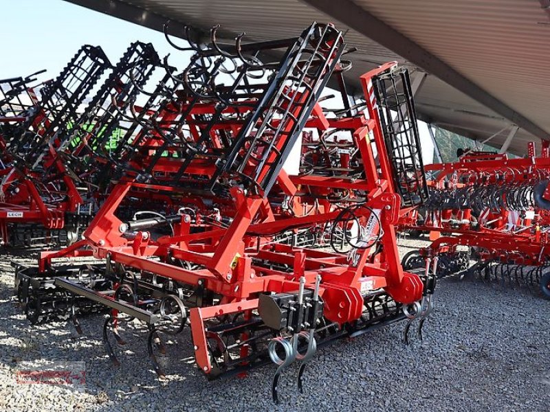 Saatbettkombination des Typs Expom Lech 5,6 Saatbettkombination 5,6 m, Neumaschine in Ostheim/Rhön (Bild 1)