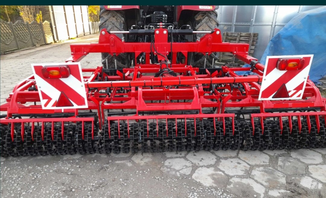 Saatbettkombination Türe ait Expom Wicher, Gebrauchtmaschine içinde Wolfenbüttel (resim 2)