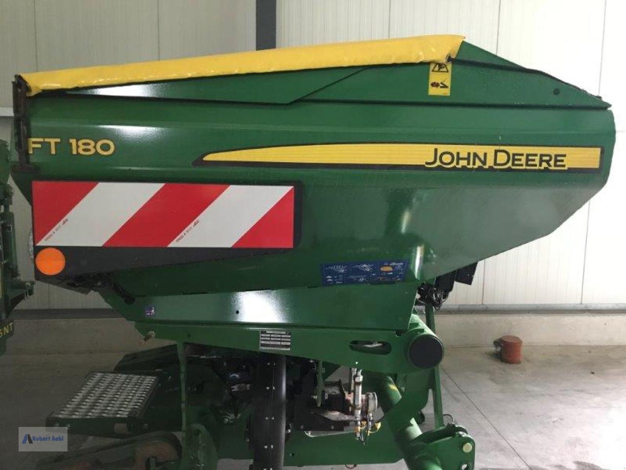 Saatbettkombination des Typs John Deere FT180, Neumaschine in Wittlich (Bild 4)