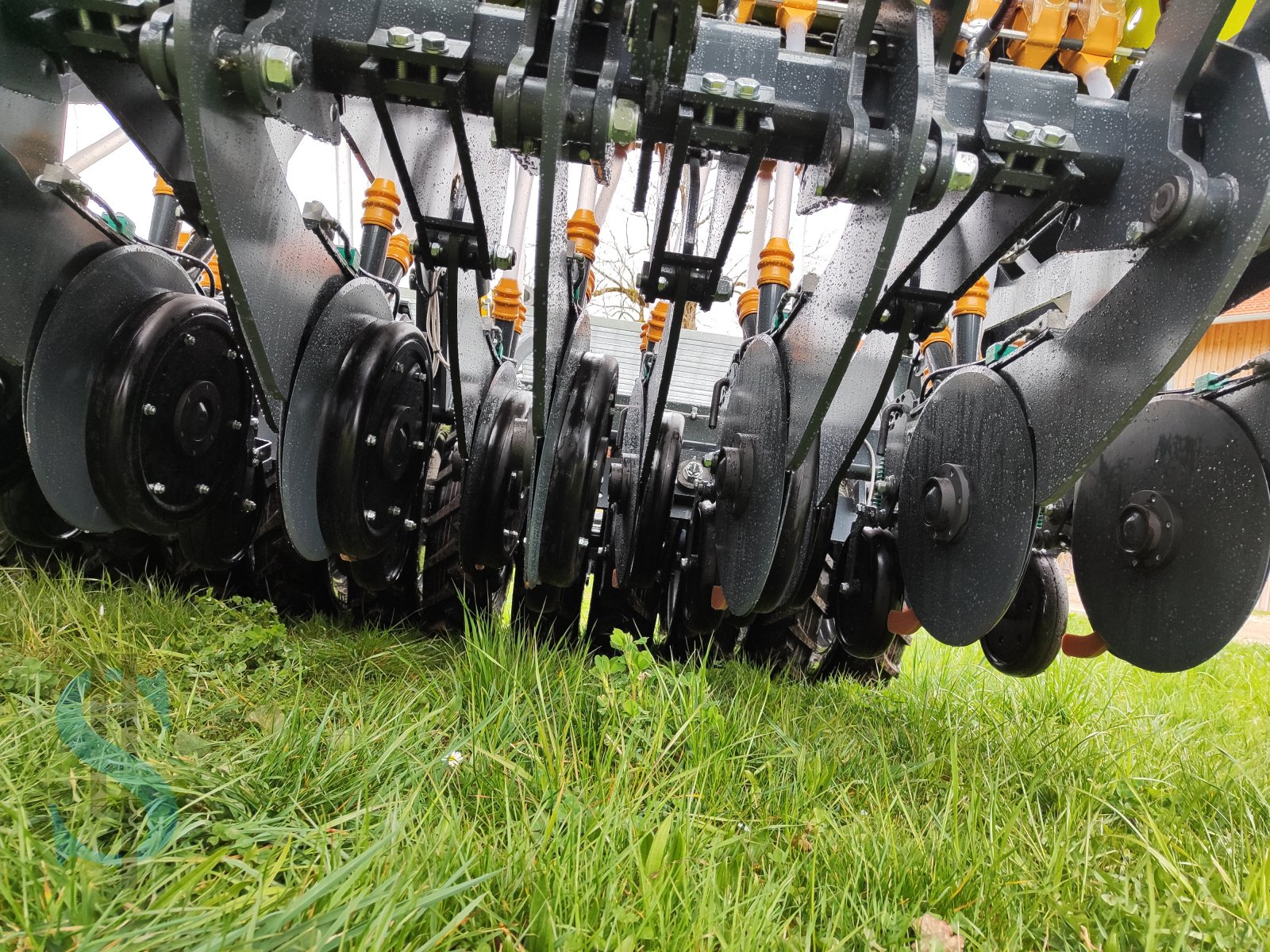 Saatbettkombination of the type Junkkari D 300, Neumaschine in Dietramszell (Picture 5)