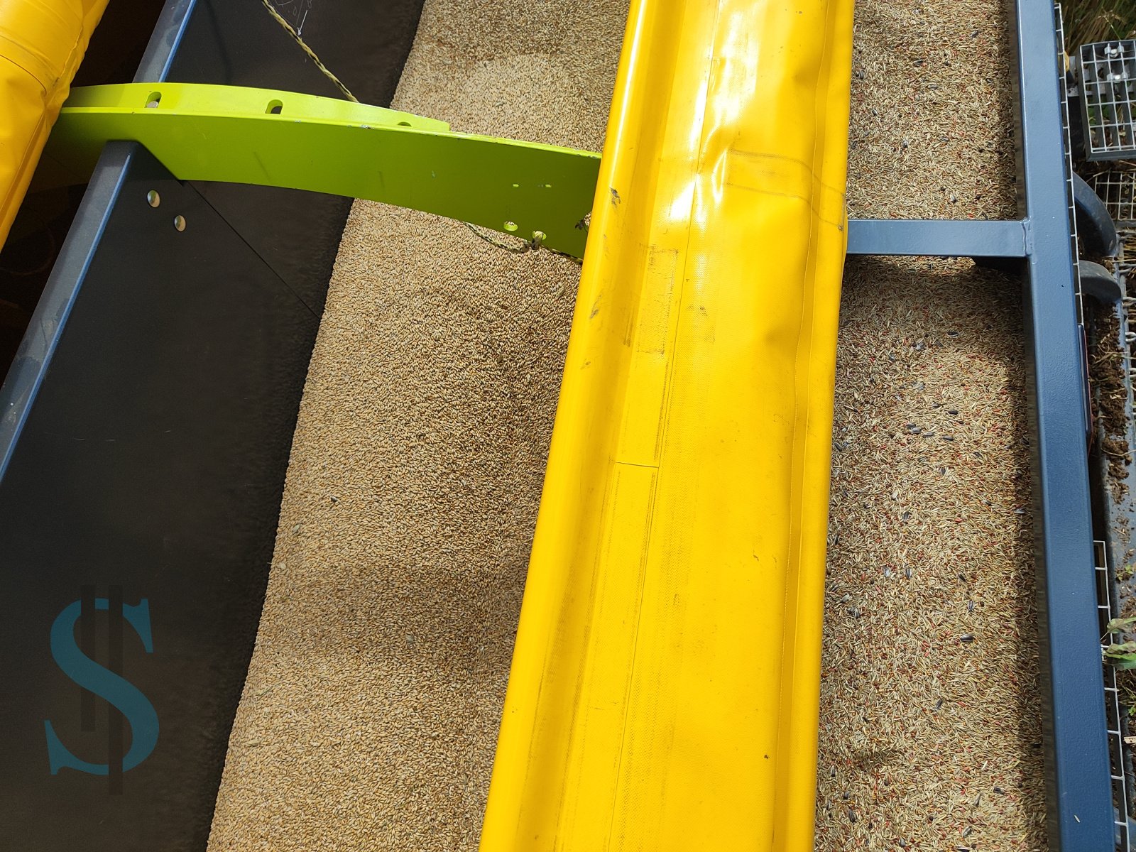 Saatbettkombination of the type Junkkari D 300, Neumaschine in Dietramszell (Picture 13)