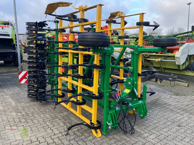 Saatbettkombination of the type Kerner Stratos S 500, Neumaschine in Bordesholm (Picture 1)