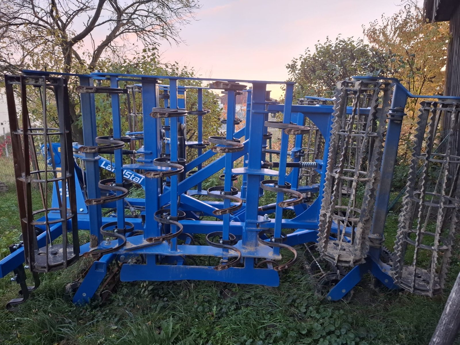 Saatbettkombination des Typs Landstal AU 420, Gebrauchtmaschine in königsbrunn im weinviertel (Bild 3)