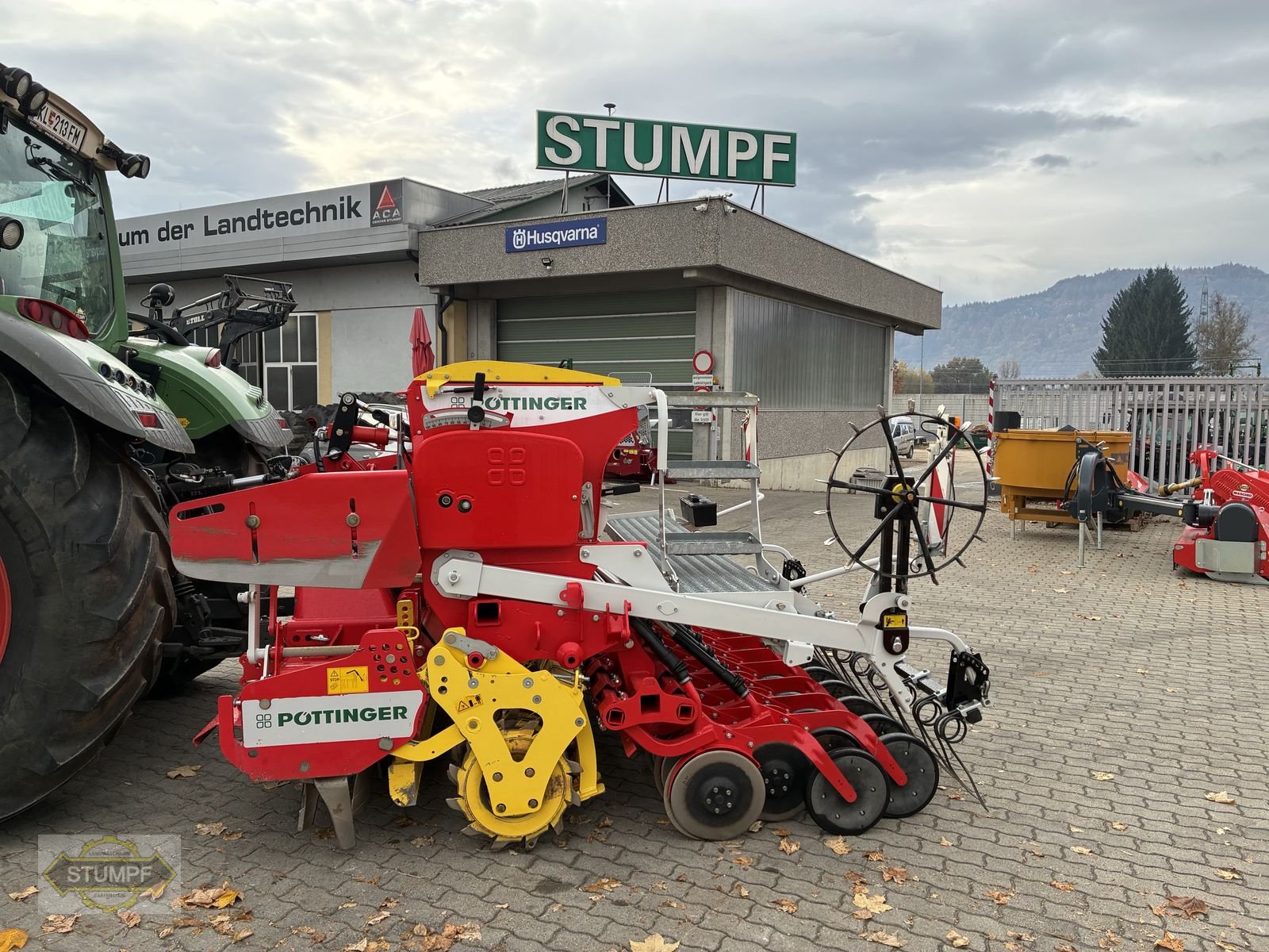 Saatbettkombination от тип Pöttinger Pöttinger Vitasem 302 ADD +L ION 302, Gebrauchtmaschine в Grafenstein (Снимка 9)