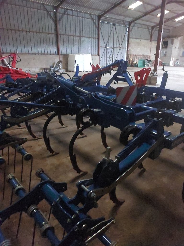 Saatbettkombination typu Sonstige LIBERTO 4M60, Gebrauchtmaschine v BOISMONT (Obrázek 10)