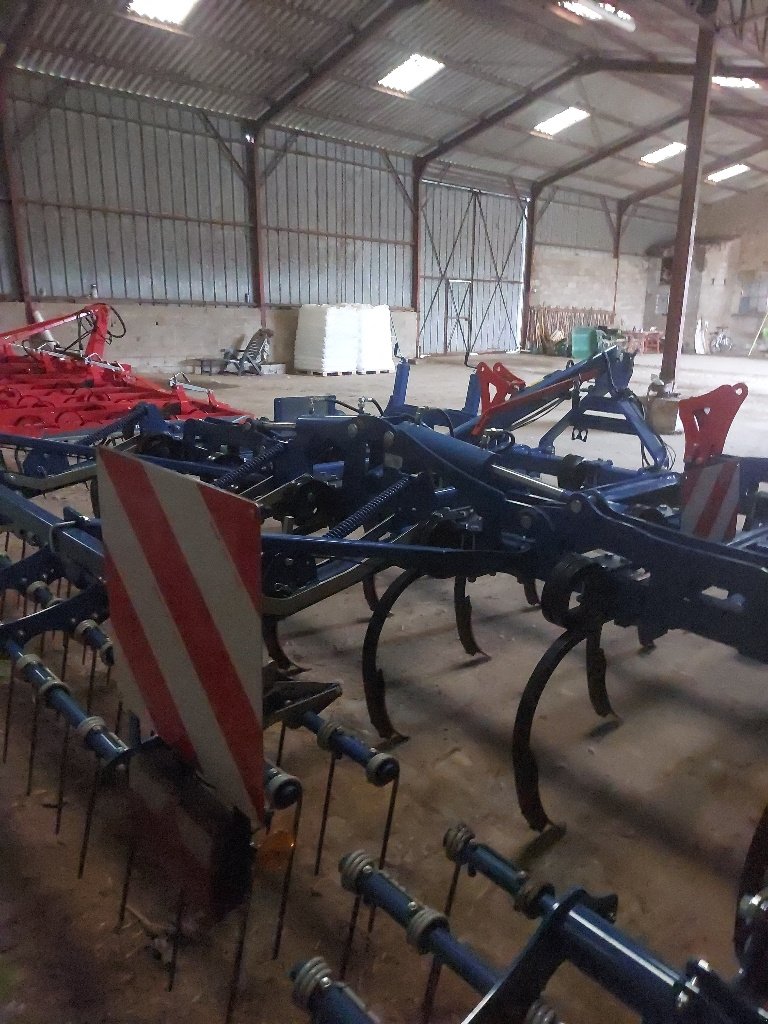 Saatbettkombination typu Sonstige LIBERTO 4M60, Gebrauchtmaschine v BOISMONT (Obrázek 9)