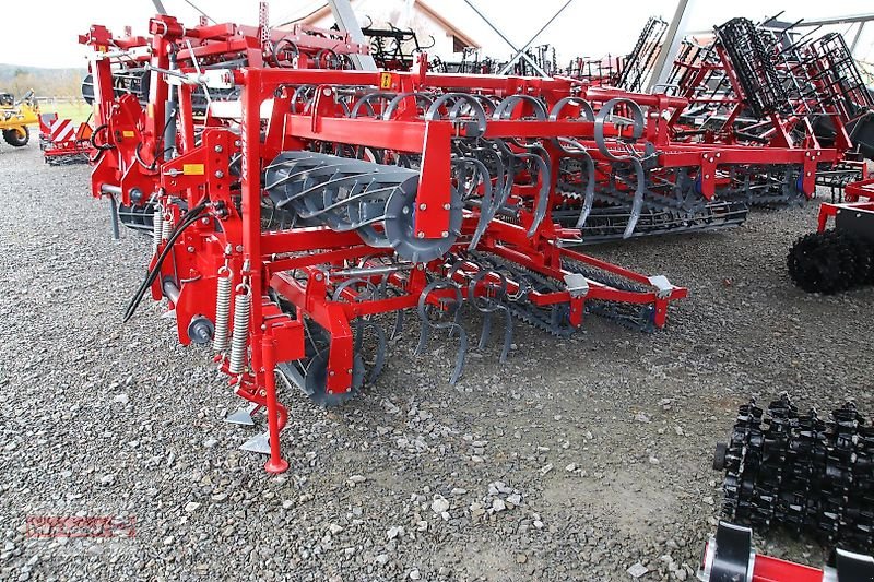 Saatbettkombination of the type Unia Kombi XL 4,2m Saatbettkombination, Neumaschine in Ostheim/Rhön (Picture 7)