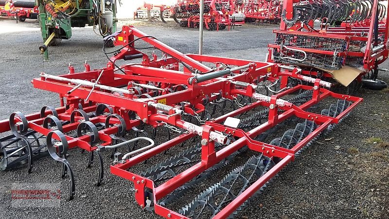 Saatbettkombination of the type Unia Kombi XL 4,2m Saatbettkombination, Neumaschine in Ostheim/Rhön (Picture 4)