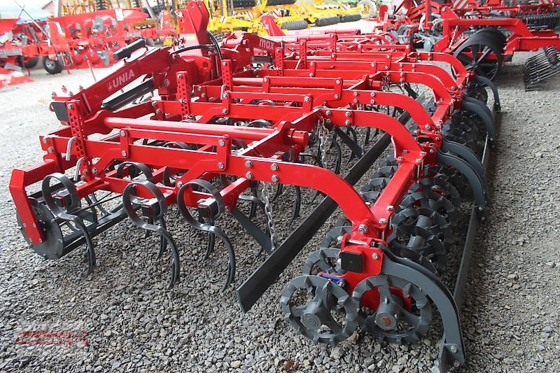 Saatbettkombination des Typs Unia Max CC 4,5H Saatbettkombination 4,5 m Doppel-Crosskill Walze, Neumaschine in Ostheim/Rhön (Bild 2)