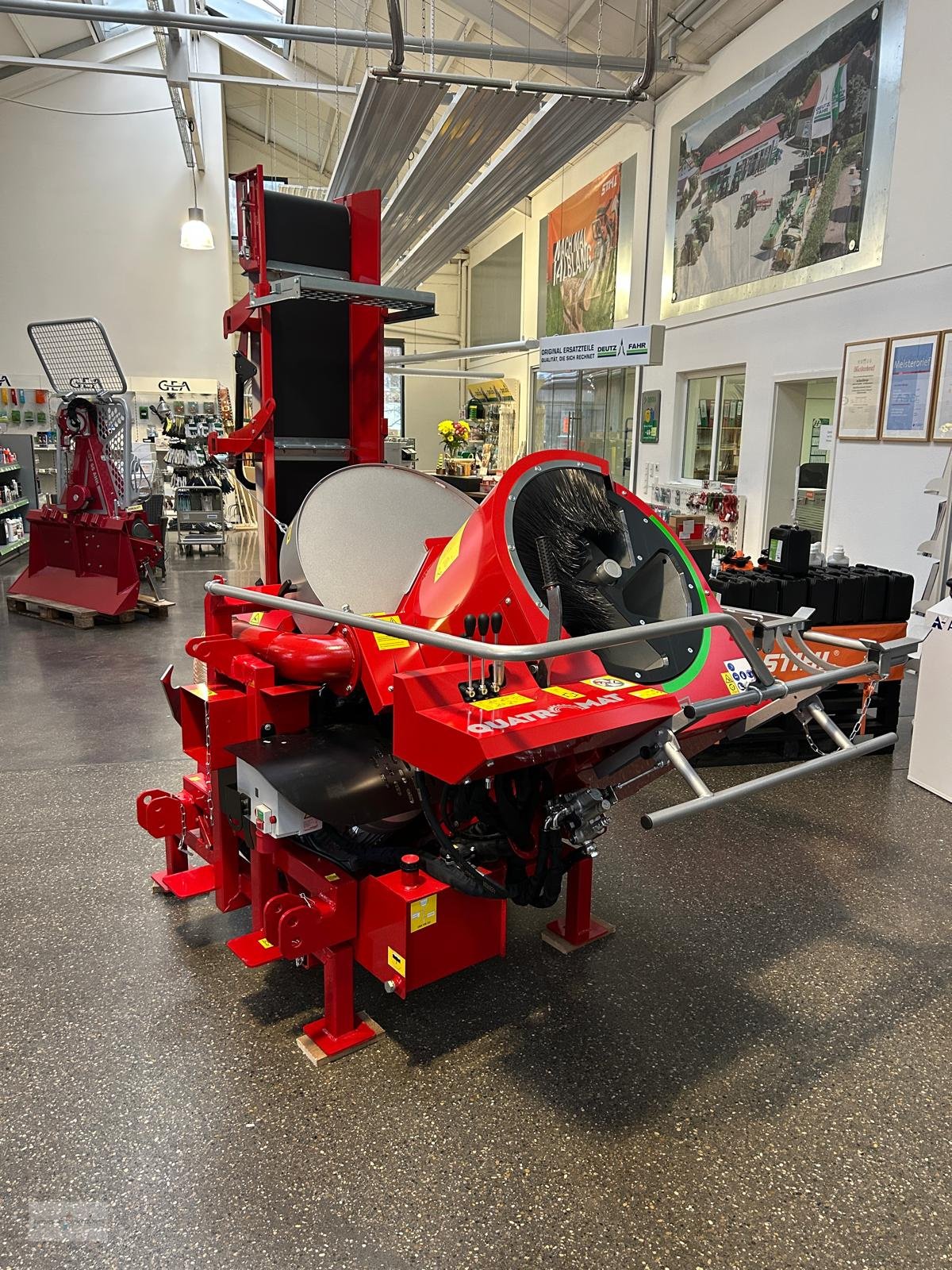 Sägeautomat & Spaltautomat Türe ait AMR Quatromat SAT 4-700/52 PE-THO, Neumaschine içinde Treuchtlingen (resim 4)