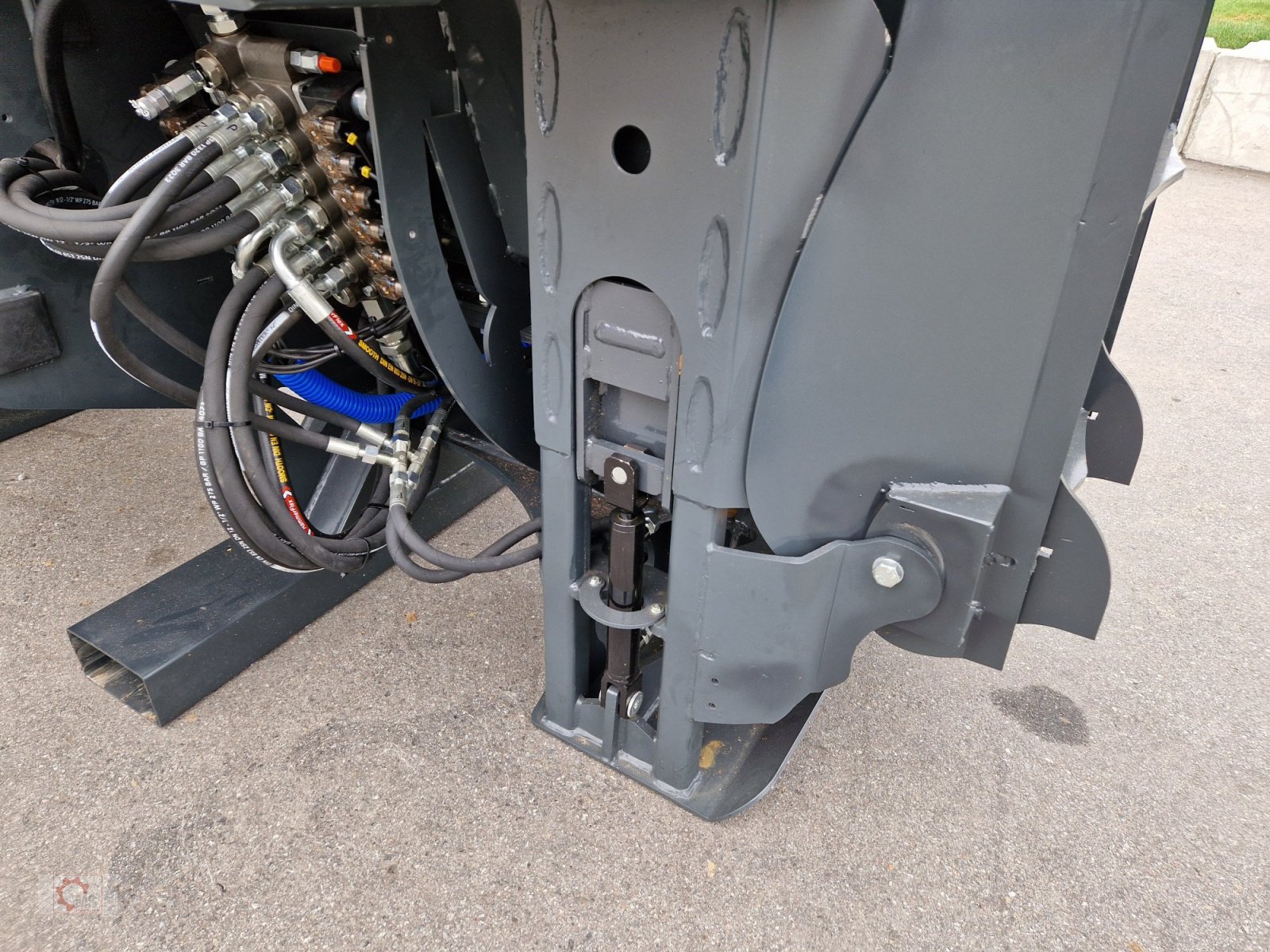 Sägeautomat & Spaltautomat a típus MS Splitter 1500 22to 50cm Durchmesser 1m Scheitlänge Ölkühler Sägespaltautomat, Neumaschine ekkor: Tiefenbach (Kép 8)