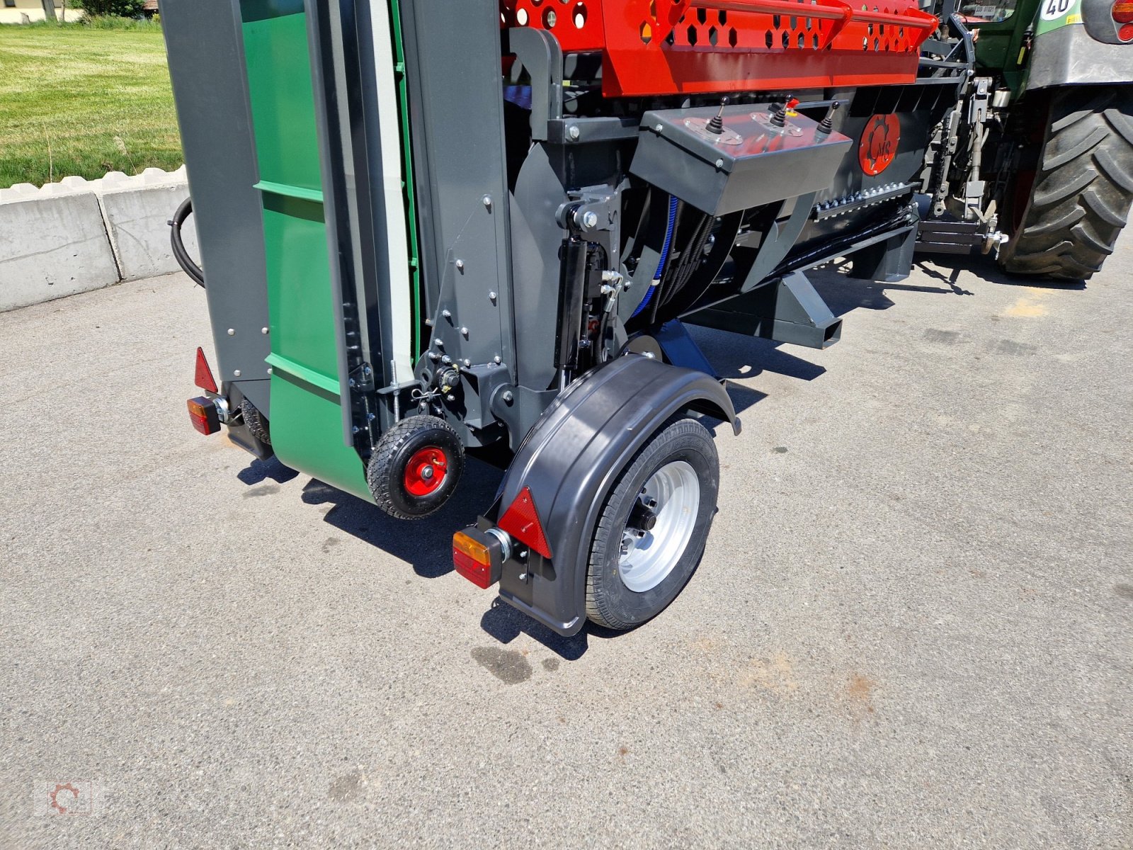 Sägeautomat & Spaltautomat del tipo MS Splitter 1500 Fahrwerk 22to 50cm Durchmesser 1m Scheitlänge Sägespaltautomat, Neumaschine en Tiefenbach (Imagen 5)