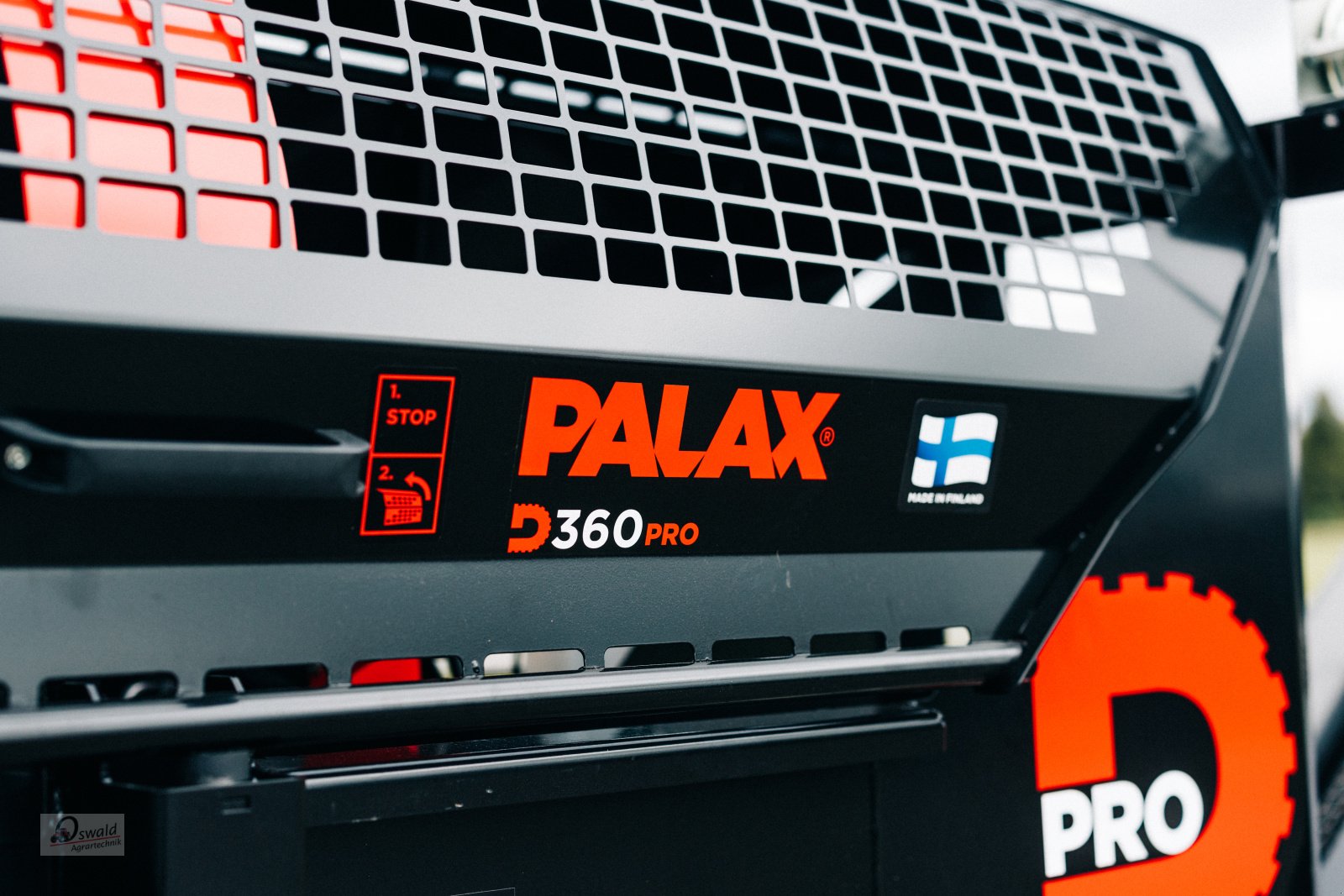 Sägeautomat & Spaltautomat des Typs Palax D360 Pro Sägespalter, Neumaschine in Regen (Bild 16)