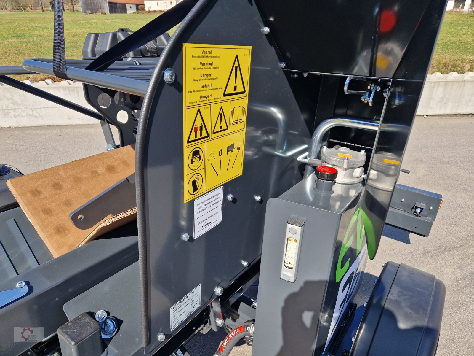 Sägeautomat & Spaltautomat des Typs Pilkemaster EVO 36 Benzinmotor 10to 36cm Stammheber Fahrwerk 80 km/h, Neumaschine in Tiefenbach (Bild 13)