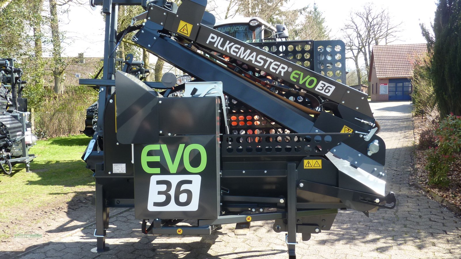 Sägeautomat & Spaltautomat του τύπου Pilkemaster EVO 36 Sägespaltautomat Zapfwelle, Neumaschine σε Neuenkirchen (Φωτογραφία 1)