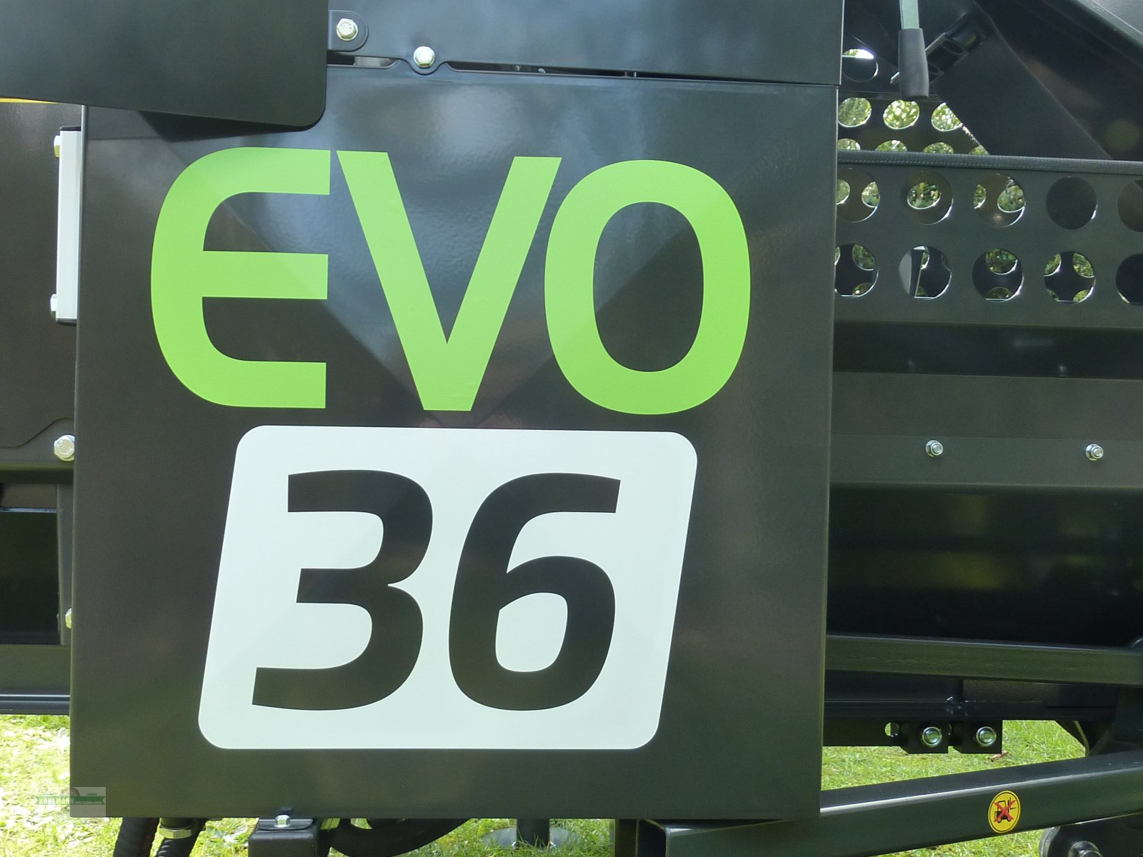 Sägeautomat & Spaltautomat του τύπου Pilkemaster EVO 36 Sägespaltautomat Zapfwelle, Neumaschine σε Neuenkirchen (Φωτογραφία 14)