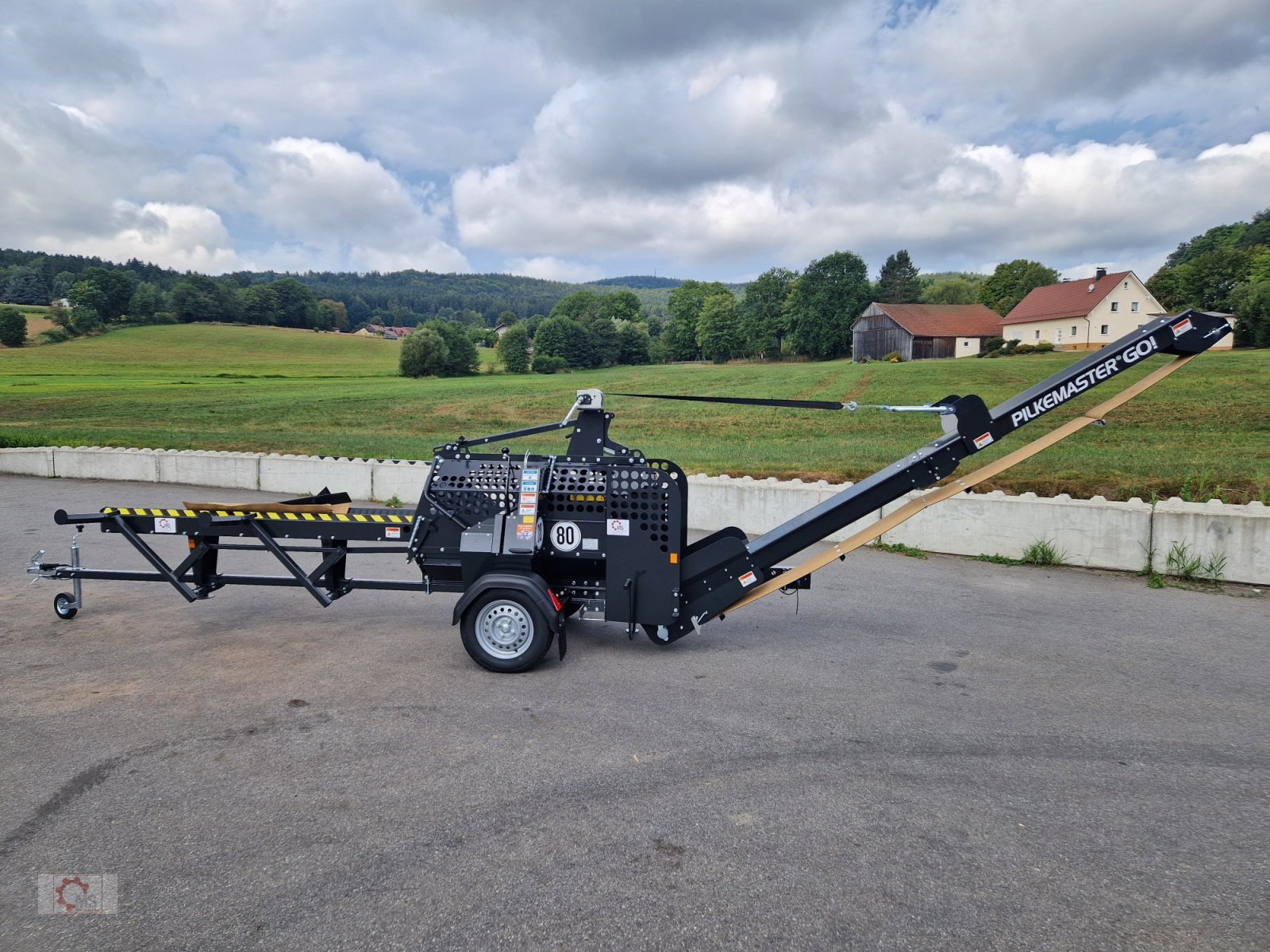 Sägeautomat & Spaltautomat a típus Pilkemaster GO 30cm 13PS Benzinmotor Sägespaltautomat Förderband Stammheber Fahrwerk 80km/h, Neumaschine ekkor: Tiefenbach (Kép 14)