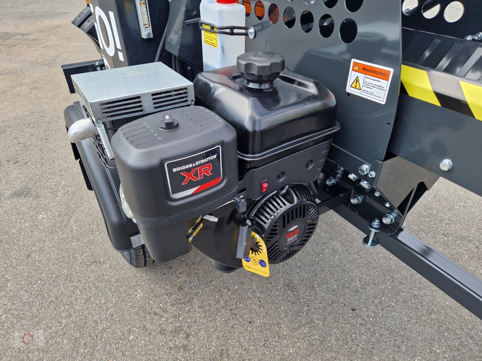 Sägeautomat & Spaltautomat del tipo Pilkemaster GO 30cm 13PS Benzinmotor Sägespaltautomat Förderband Stammheber Fahrwerk 80km/h, Neumaschine en Tiefenbach (Imagen 19)