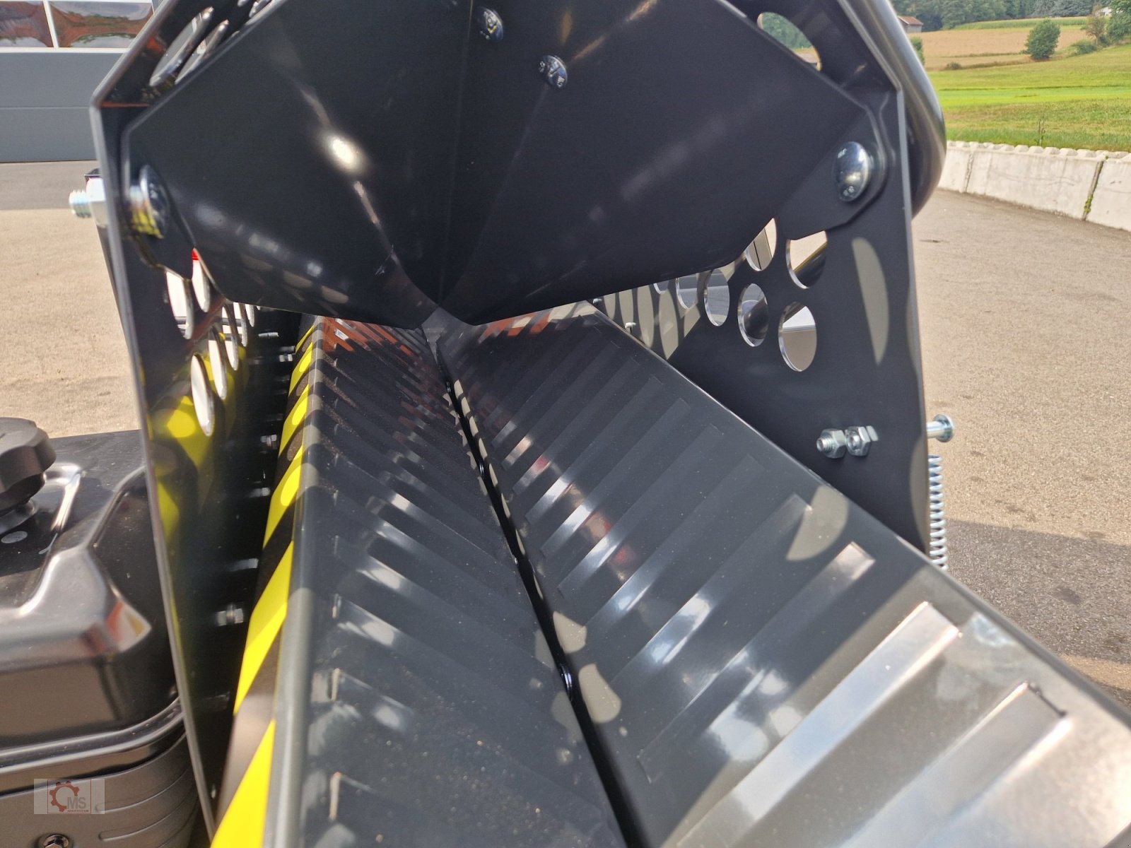 Sägeautomat & Spaltautomat del tipo Pilkemaster GO 30cm 13PS Benzinmotor Sägespaltautomat Förderband Stammheber Fahrwerk 80km/h, Neumaschine en Tiefenbach (Imagen 25)