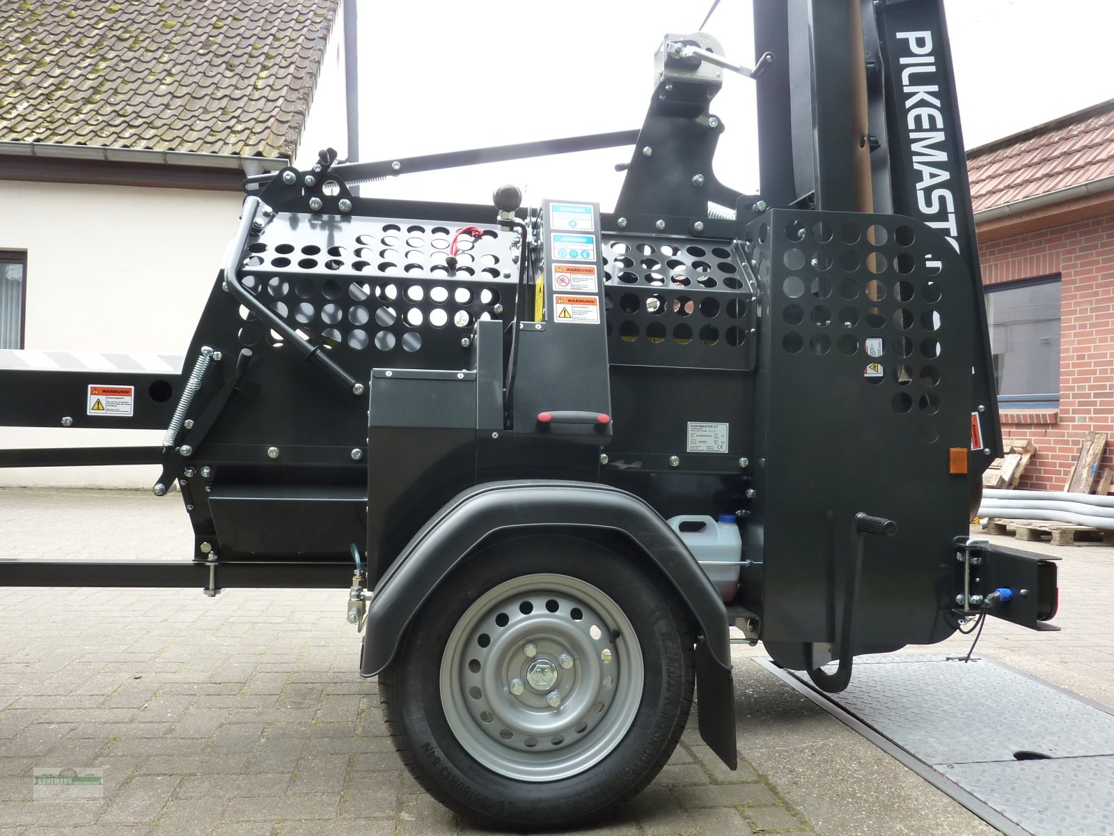 Sägeautomat & Spaltautomat a típus Pilkemaster GO Sägespaltautomat, Neumaschine ekkor: Neuenkirchen (Kép 8)