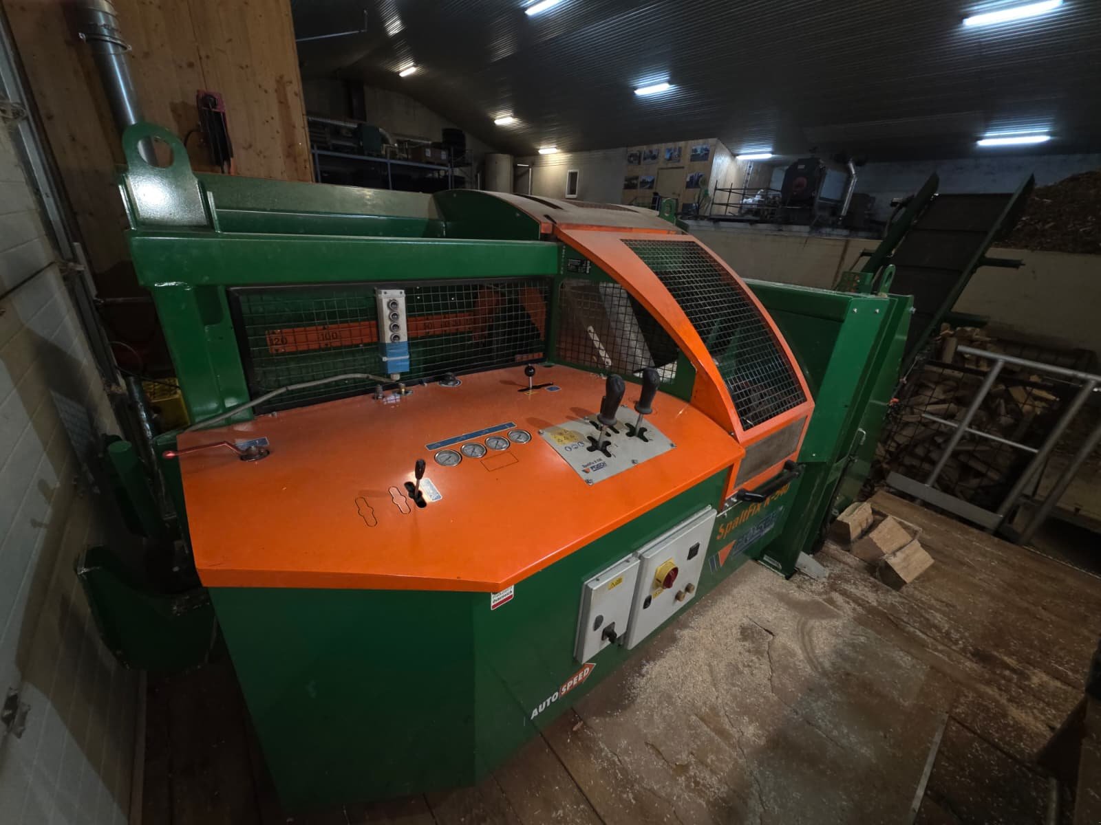 Sägeautomat & Spaltautomat des Typs Posch Spaltfix K-540, Gebrauchtmaschine in Hohenwart (Bild 7)