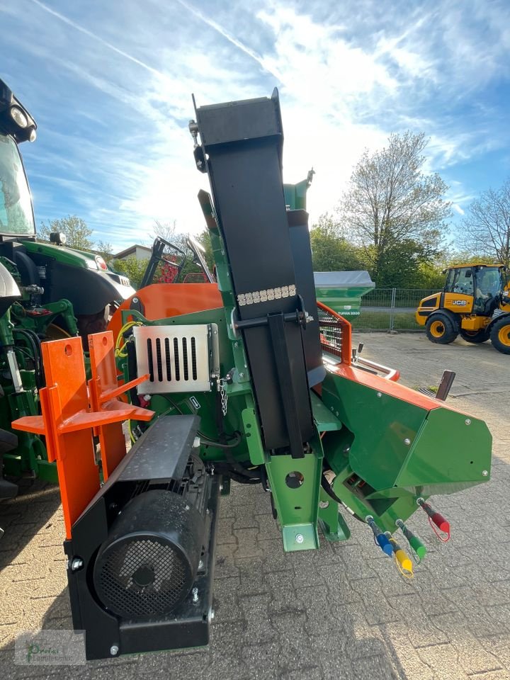 Sägeautomat & Spaltautomat Türe ait Posch Spaltfix S-375, Neumaschine içinde Bad Kötzting (resim 2)