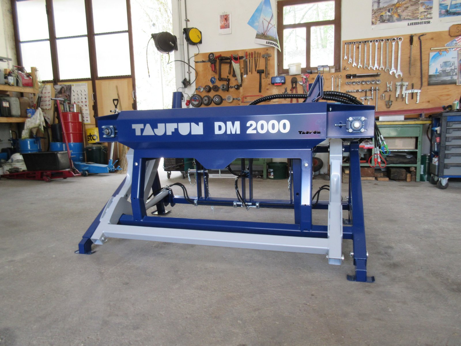 Sägeautomat & Spaltautomat tipa Tajfun DM 2000, Neumaschine u Pliening (Slika 2)